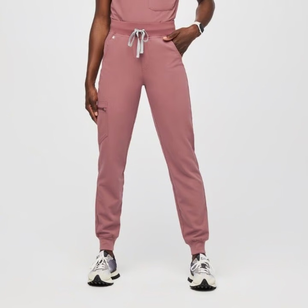 Figs - High waisted Zamora scrubs in mauve (Tall XL)